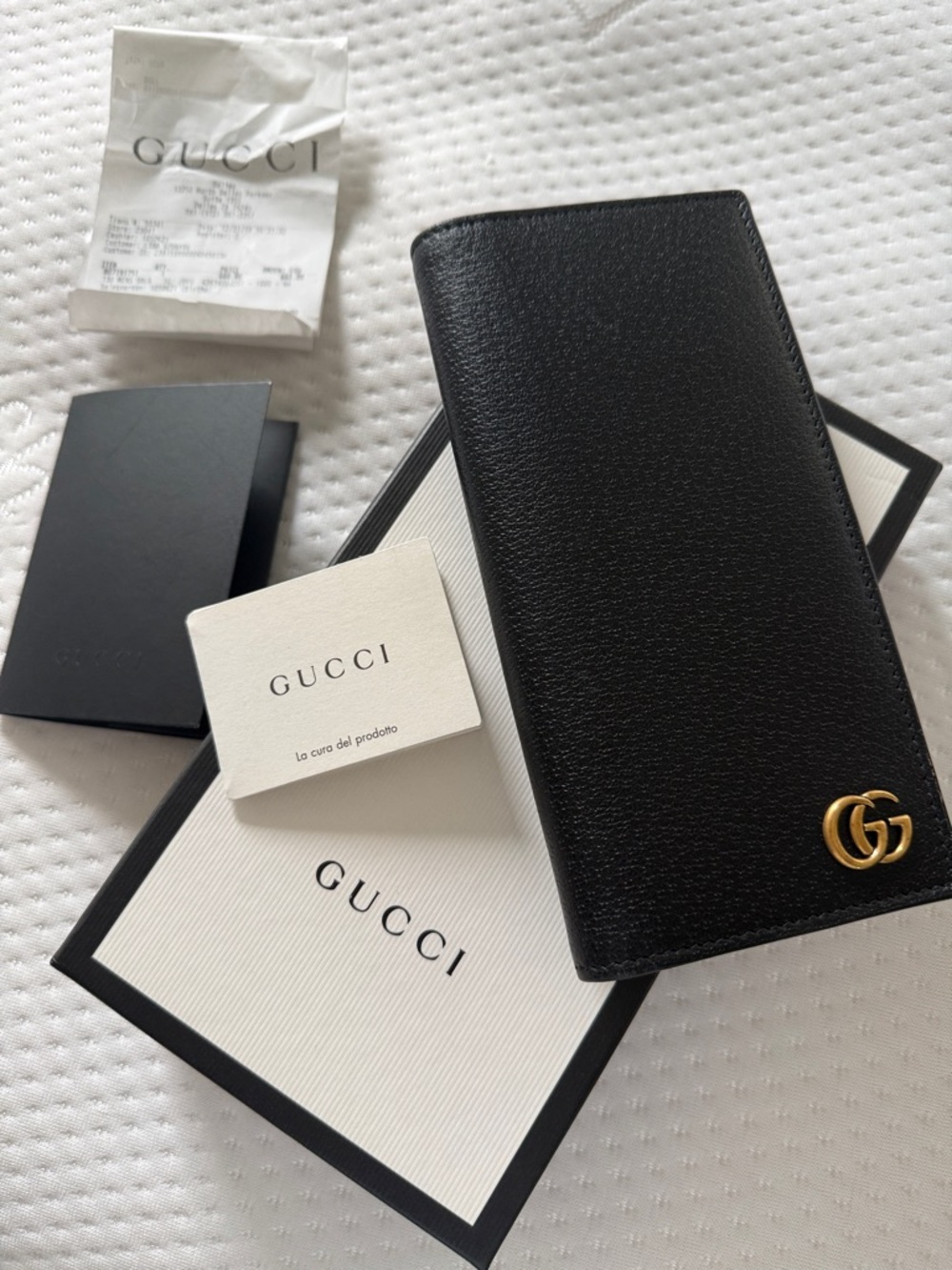 Gucci Black Leather Wallet - Like New Condition